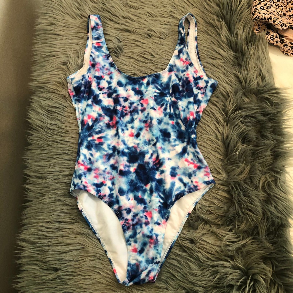 new revolve onia blue tie dye one piece bathing suit swimsuit size medium